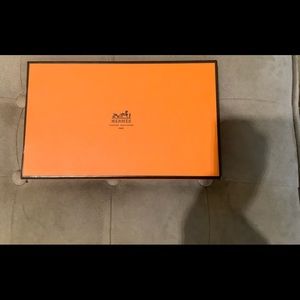 Hermès box and ribbons.